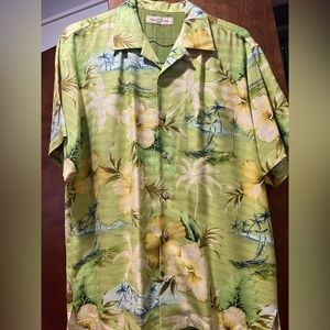 Tommy Bahama Hawaiian Shirt!